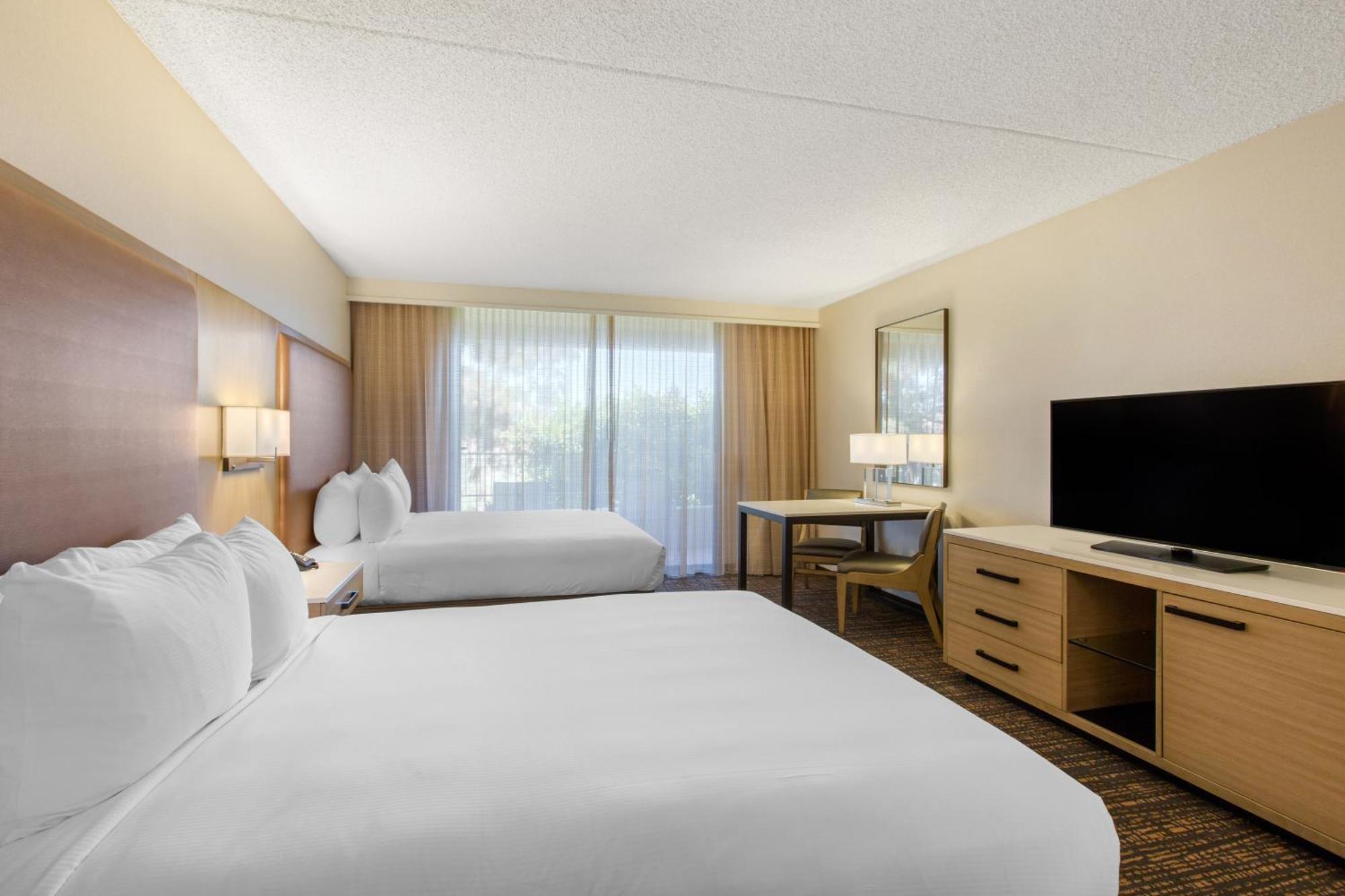 ดับเบิลทรี บาย ฮิลตัน กอล์ฟ รีสอร์ต ปาล์ม สปริง Hotel คาธีดรัลซิตี ภายนอก รูปภาพ